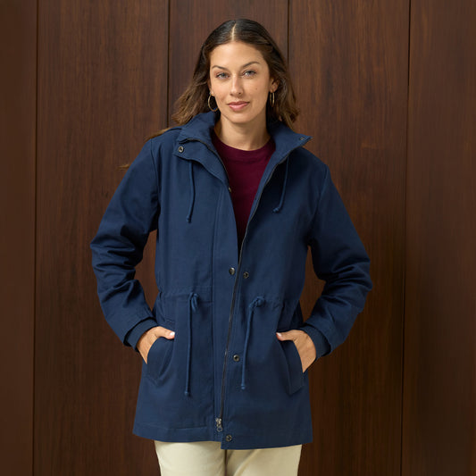 PARKA DRILL CON CAPUCHA REMOVIBLE AZUL