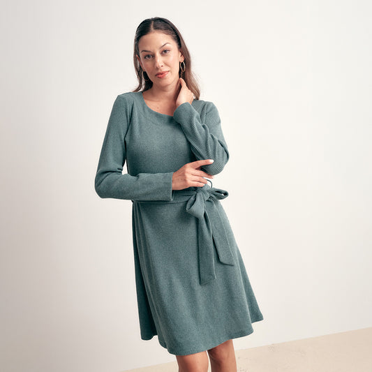 VESTIDO MANGA LARGA RIB AFELPADO ESCOTE REDONDO CON LAZO VERDE