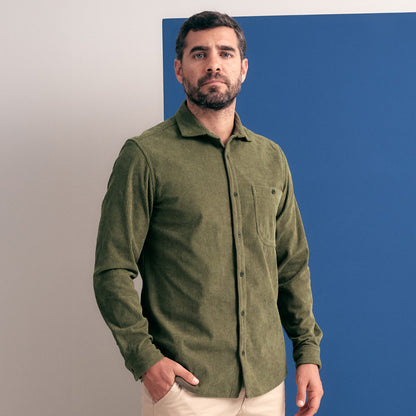 CAMISA CORDUROY CUELLO SPREAD REGULAR FIT VERDE MILITAR