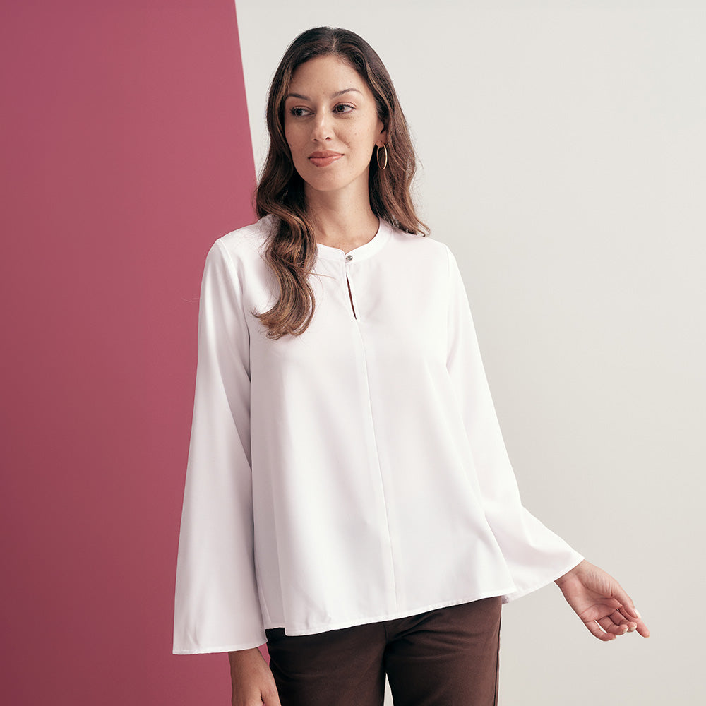 BLUSA MANGA LARGA SEDA ESCOTE LAGRIMA CON BOTON BLANCO